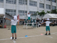 04